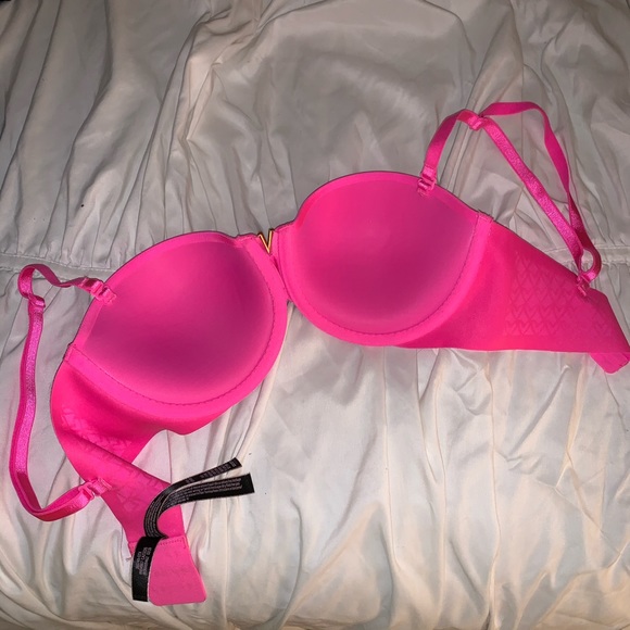 VS 32C Hot pink padded bra - Picture 2 of 3
